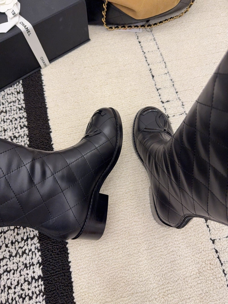Ch**el boots